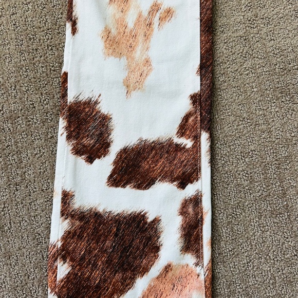 WeWoreWhat Cowhide Print Jeans, Size 25, Worn Once - Picture 5 of 9